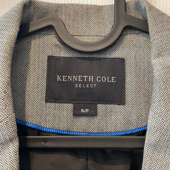 Similar to previous listing, in grey Lovely fabric & button. Herringbone Blazer - Picture 2 of 4